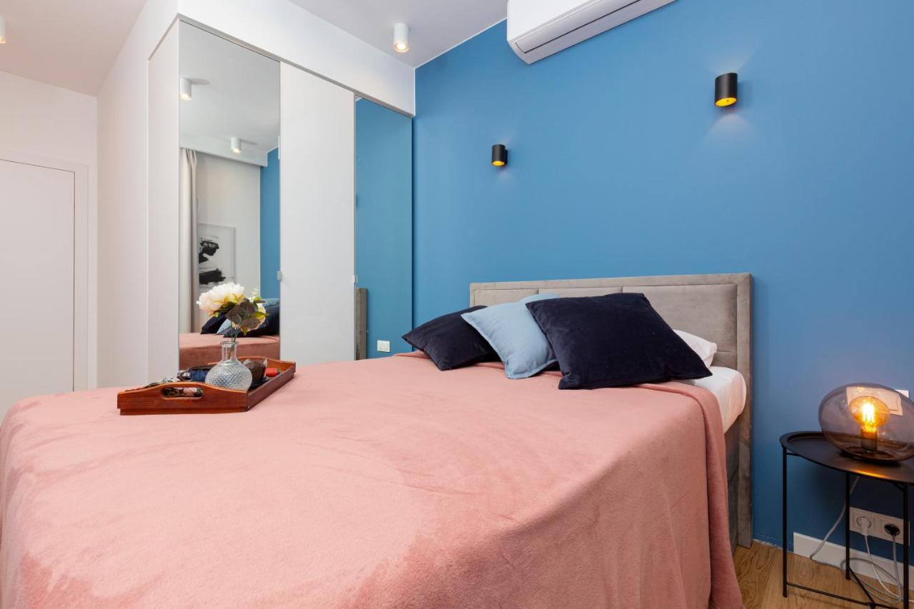Tessan's Mokotow By Renters Prestige Apartment *